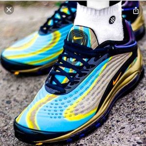 Nike Air Max Deluxe Shoes